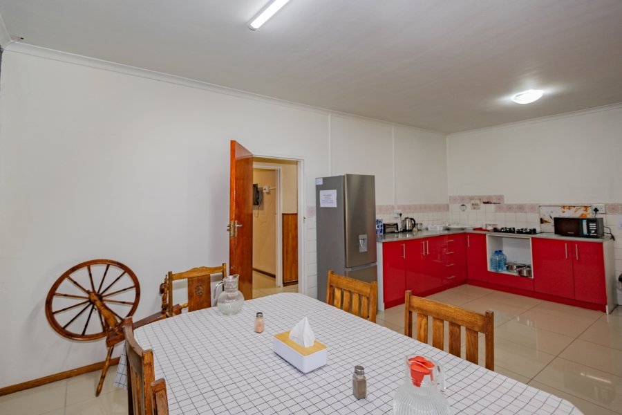 7 Bedroom Property for Sale in Parow Valley Western Cape